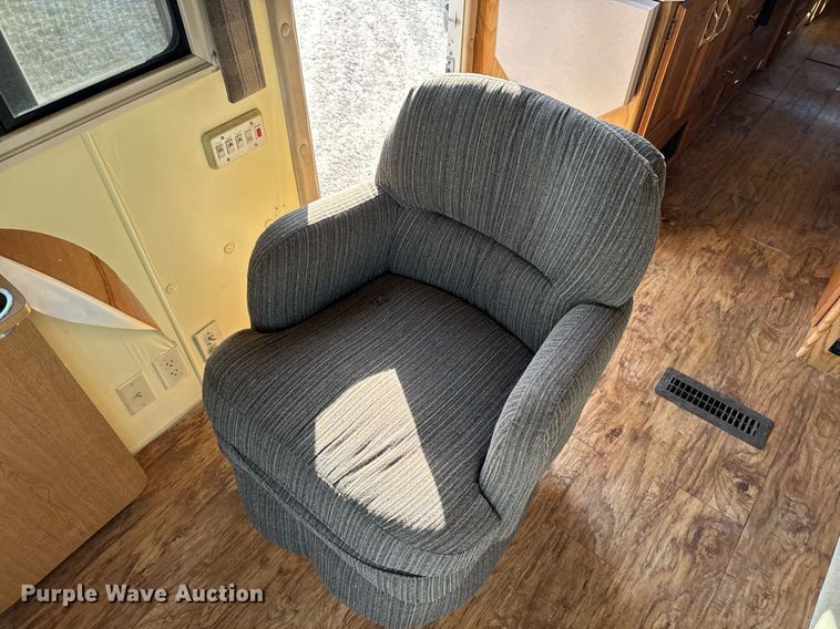 image for item EM3585 1991 Holiday Rambler Aluma Lite RV