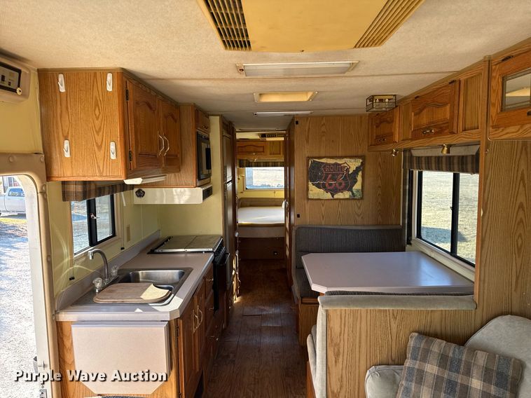 image for item EM3585 1991 Holiday Rambler Aluma Lite RV