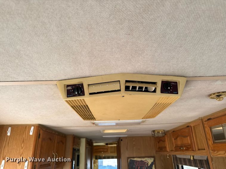 image for item EM3585 1991 Holiday Rambler Aluma Lite RV