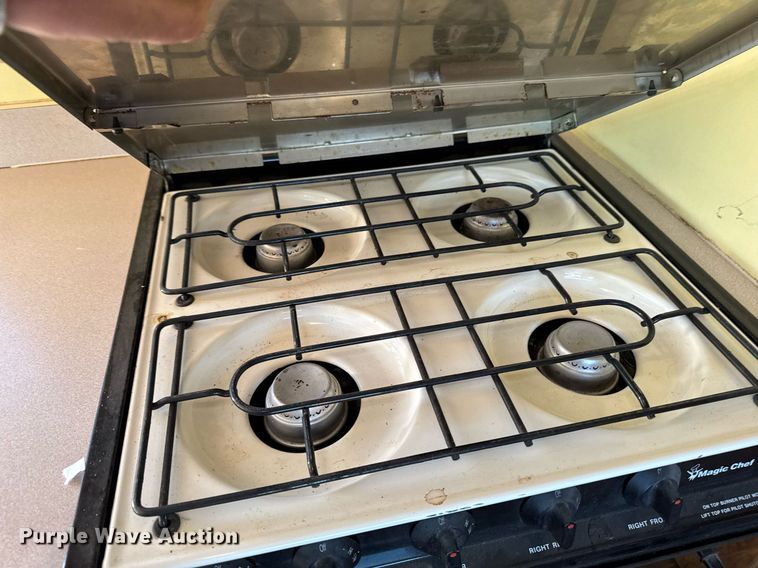 image for item EM3585 1991 Holiday Rambler Aluma Lite RV