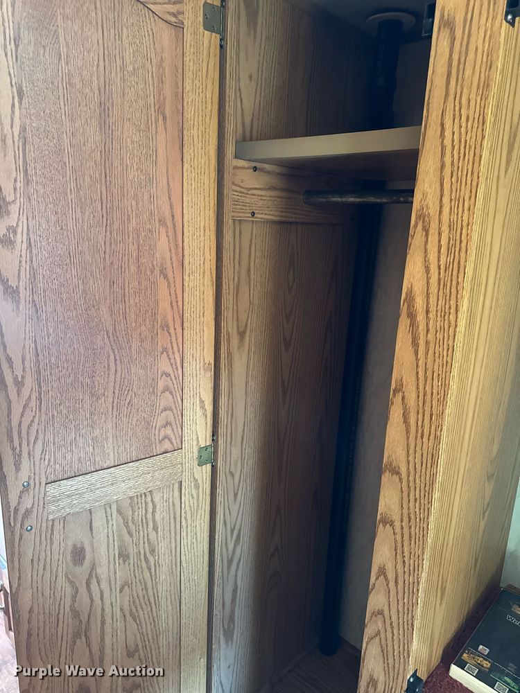 image for item EM3585 1991 Holiday Rambler Aluma Lite RV