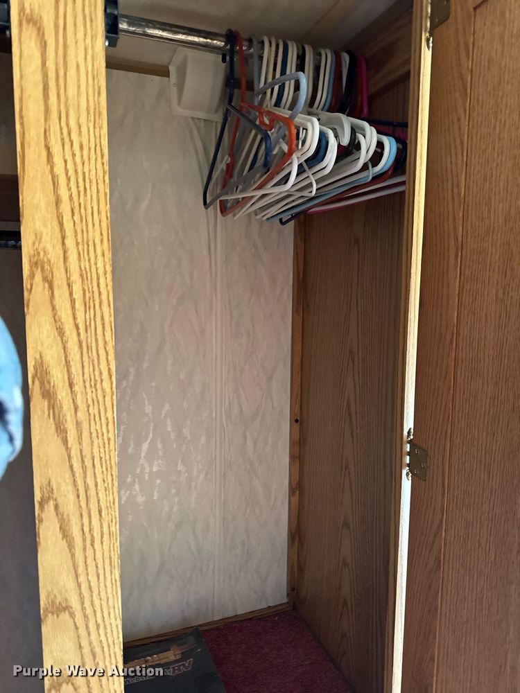 image for item EM3585 1991 Holiday Rambler Aluma Lite RV