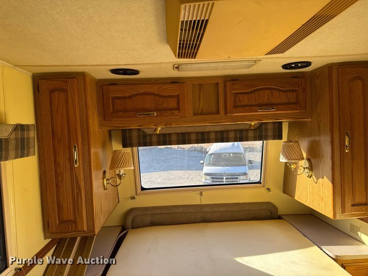 image for item EM3585 1991 Holiday Rambler Aluma Lite RV