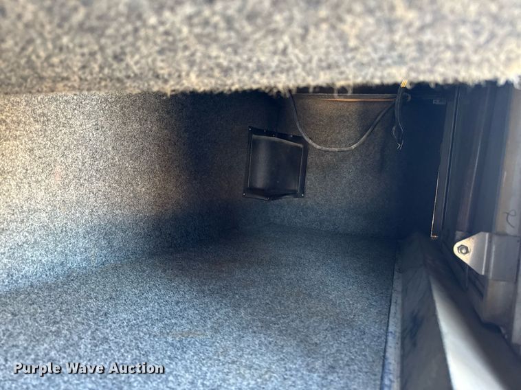 image for item EM3585 1991 Holiday Rambler Aluma Lite RV