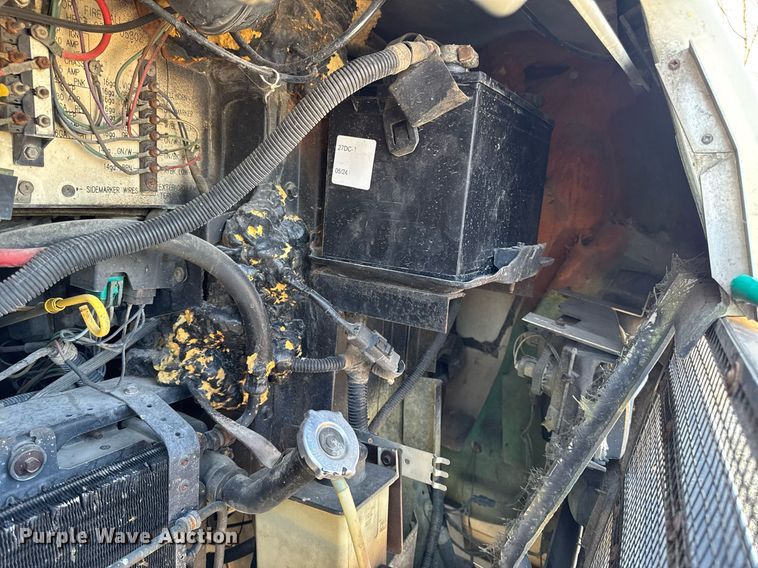 image for item EM3585 1991 Holiday Rambler Aluma Lite RV