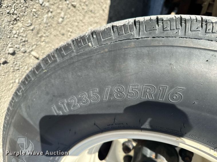 image for item EM3585 1991 Holiday Rambler Aluma Lite RV