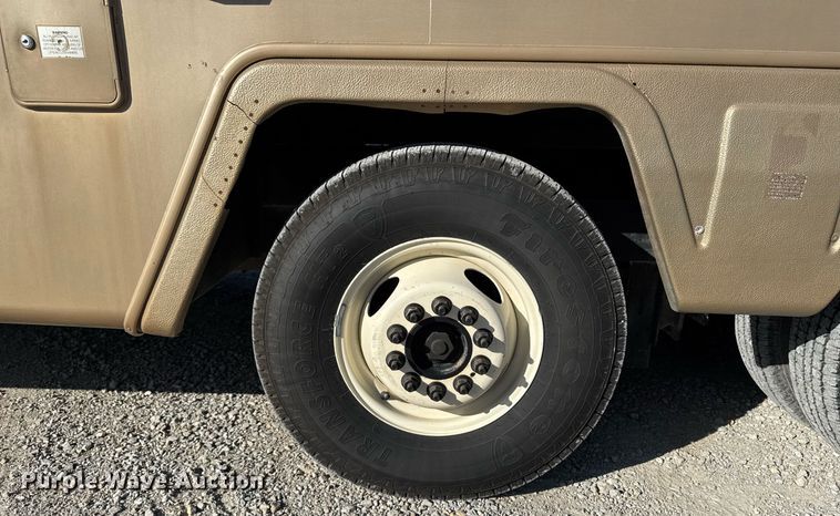 image for item EM3585 1991 Holiday Rambler Aluma Lite RV