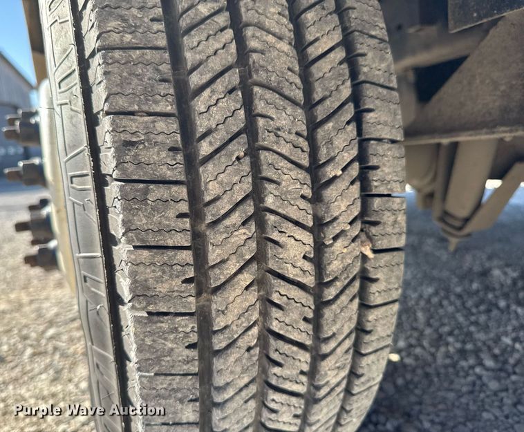 image for item EM3585 1991 Holiday Rambler Aluma Lite RV