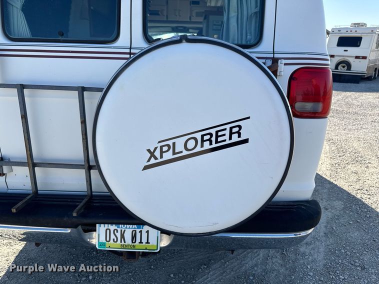 image for item EM3586 1997 Xplorer MUR-VAN HT RV