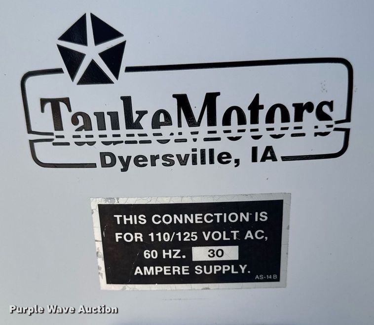 image for item EM3586 1997 Xplorer MUR-VAN HT RV