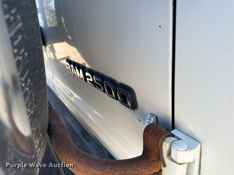 image for item EM3586 1997 Xplorer MUR-VAN HT RV