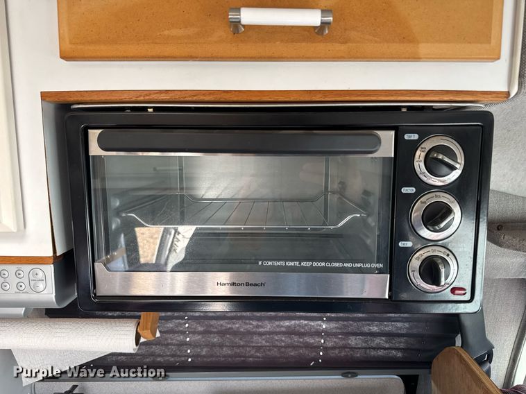 image for item EM3586 1997 Xplorer MUR-VAN HT RV