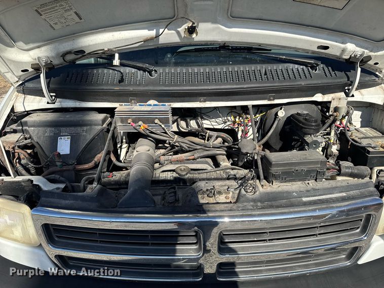 image for item EM3586 1997 Xplorer MUR-VAN HT RV