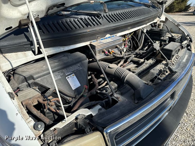 image for item EM3586 1997 Xplorer MUR-VAN HT RV