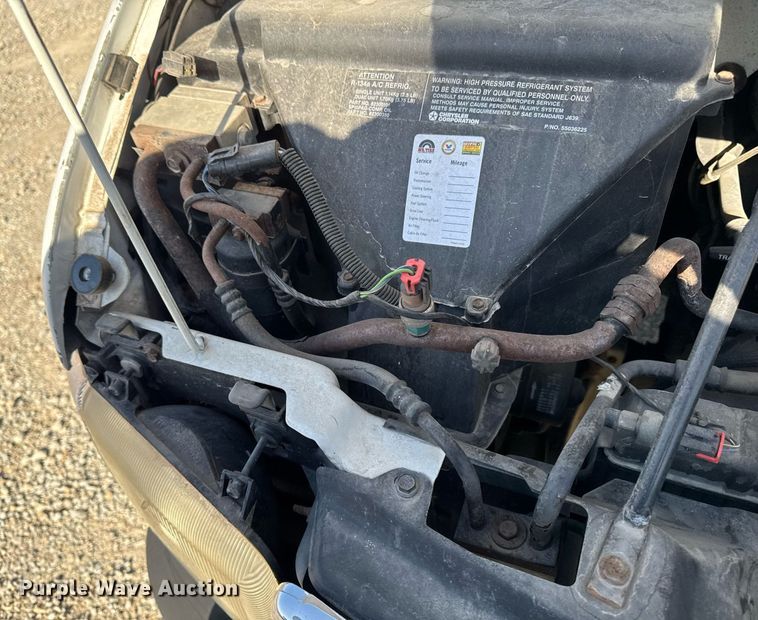 image for item EM3586 1997 Xplorer MUR-VAN HT RV