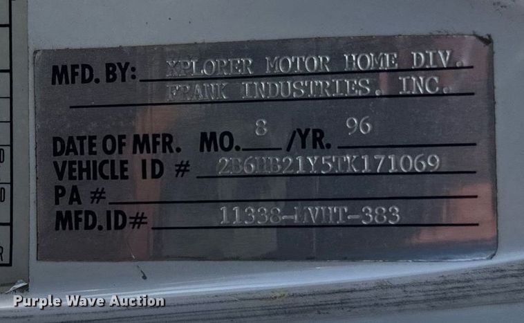 image for item EM3586 1997 Xplorer MUR-VAN HT RV