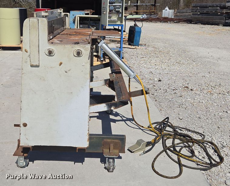 image for item EN3512 Klutch Deluxe Foot Shear shear