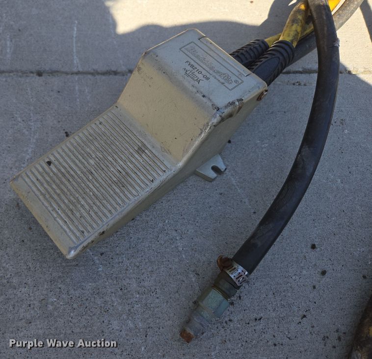 image for item EN3512 Klutch Deluxe Foot Shear shear