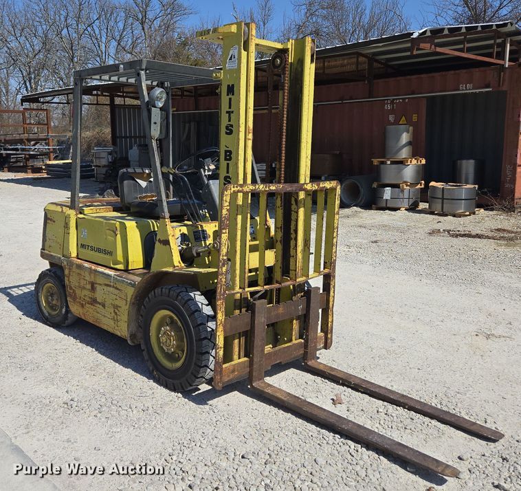 image for item EN3513 Mitsubishi FG25 forklift