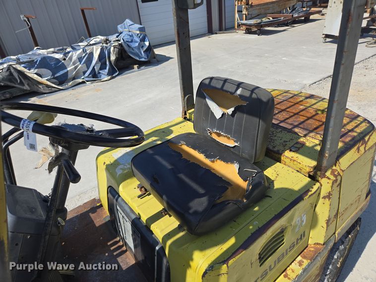 image for item EN3513 Mitsubishi FG25 forklift