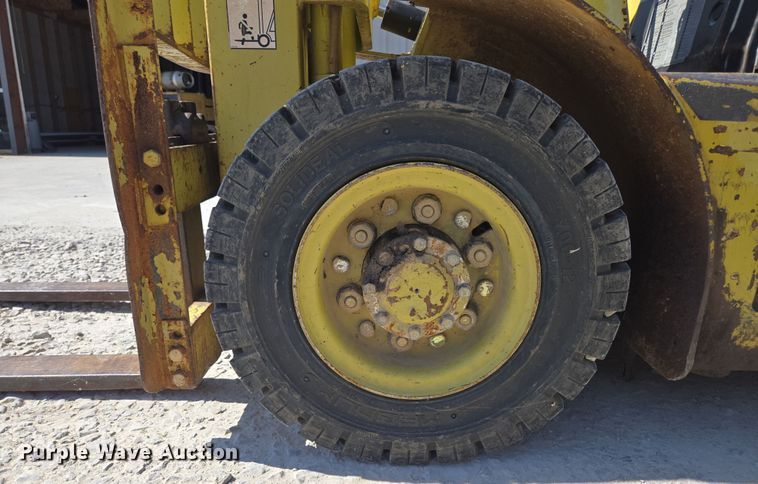 image for item EN3513 Mitsubishi FG25 forklift