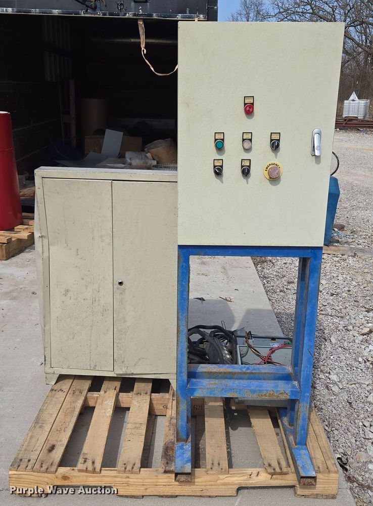 image for item EN3519 Electronic control panels