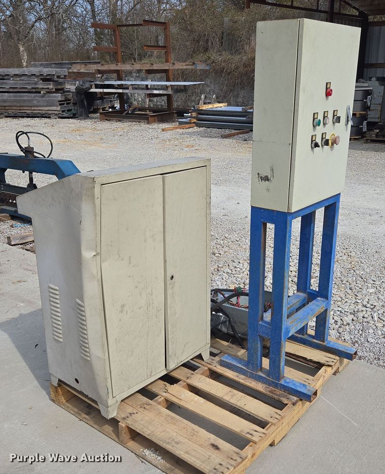 image for item EN3519 Electronic control panels