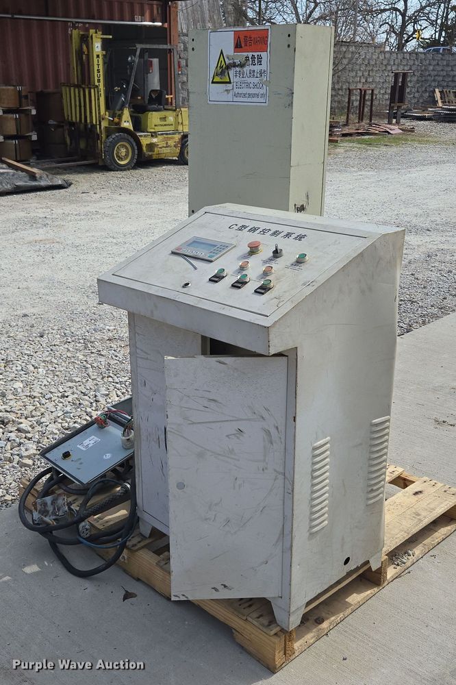 image for item EN3519 Electronic control panels