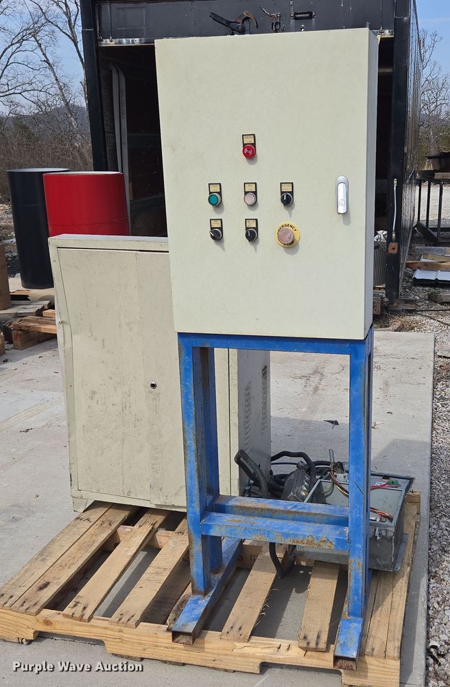 image for item EN3519 Electronic control panels