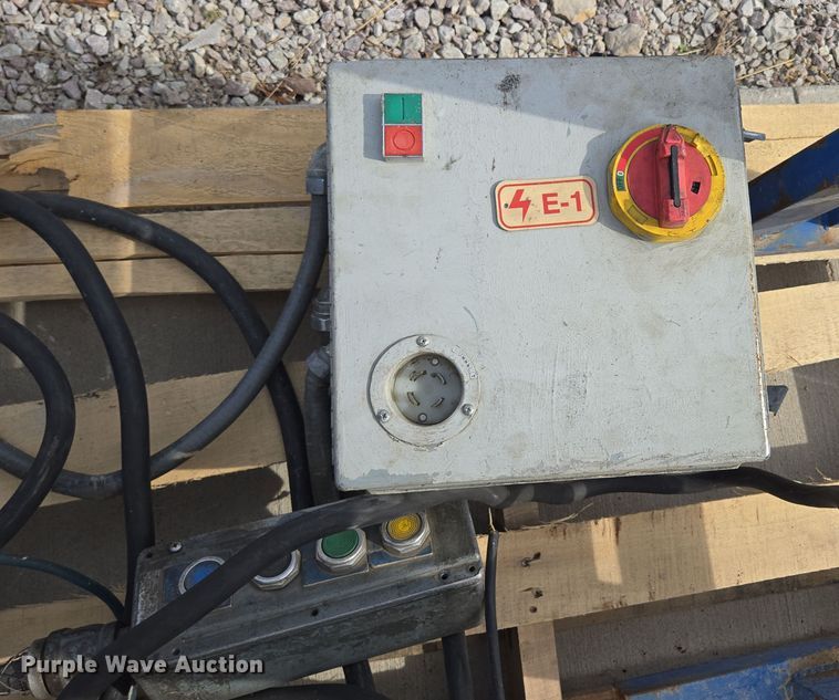 image for item EN3519 Electronic control panels