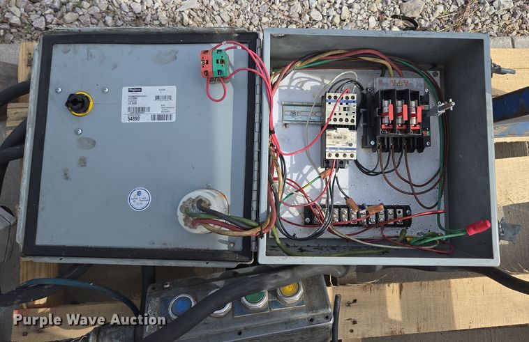 image for item EN3519 Electronic control panels