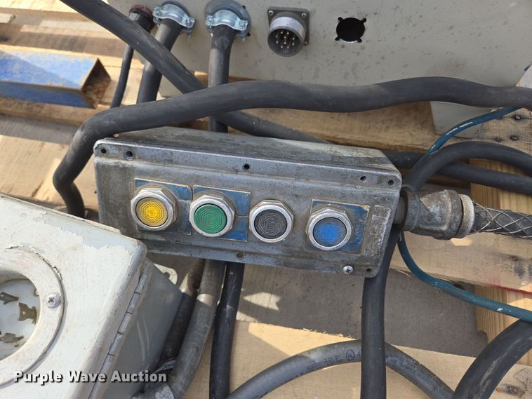 image for item EN3519 Electronic control panels