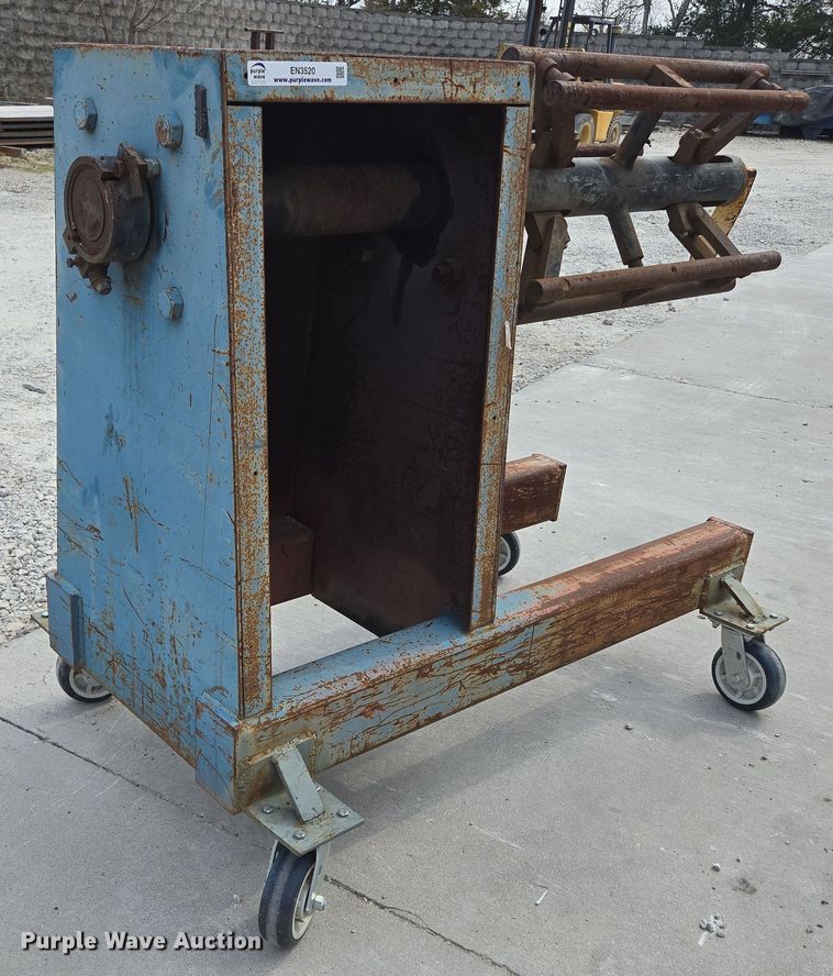 image for item EN3520 Metal decoiler