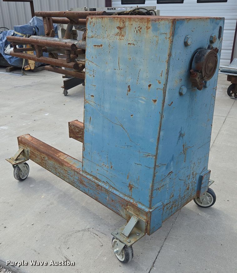 image for item EN3520 Metal decoiler