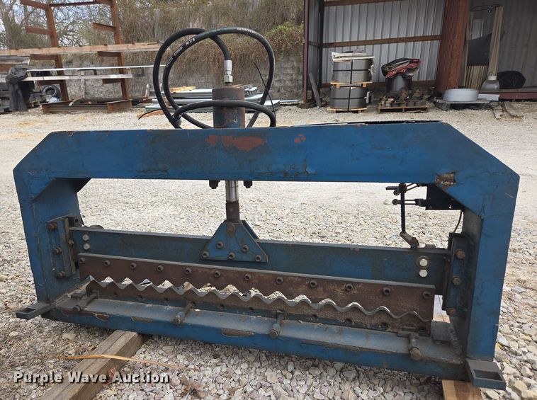 image for item EN3521 Panel shear