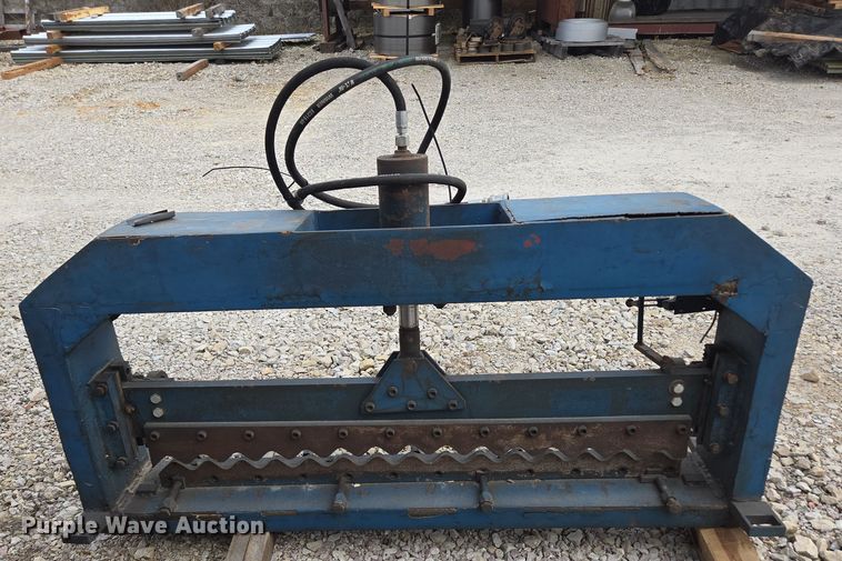 image for item EN3521 Panel shear