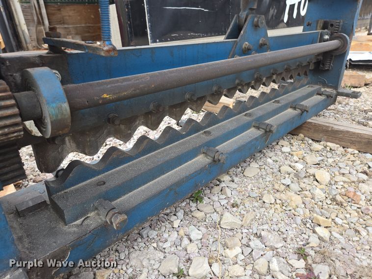image for item EN3521 Panel shear
