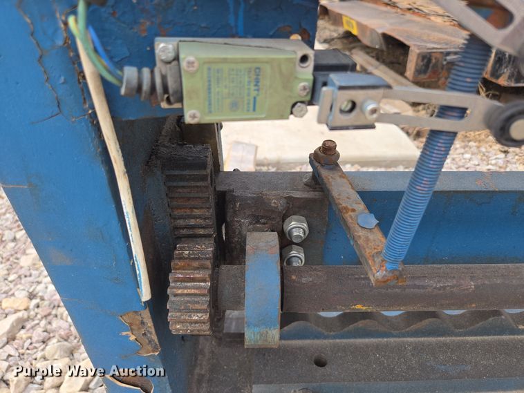 image for item EN3521 Panel shear