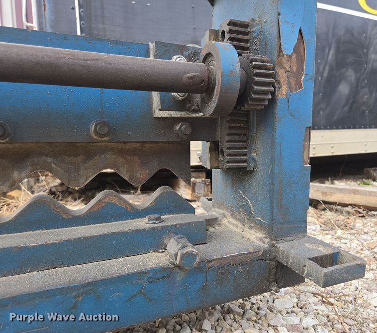 image for item EN3521 Panel shear