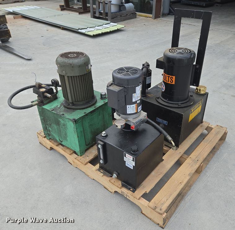 image for item EN3522 (3) pumps