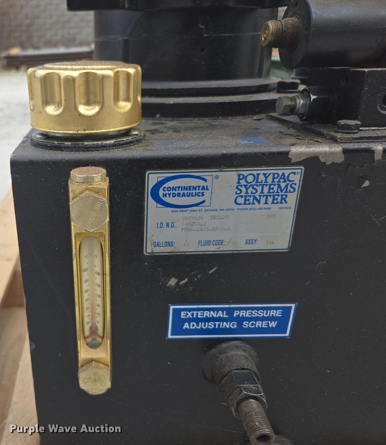 image for item EN3522 (3) pumps