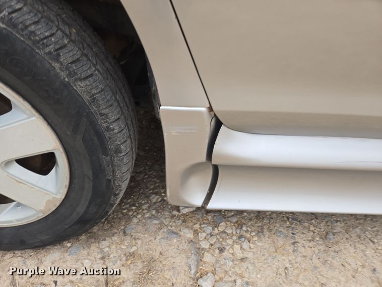 image for item EN3524 2004 Toyota Sienna LE handicap accessible van