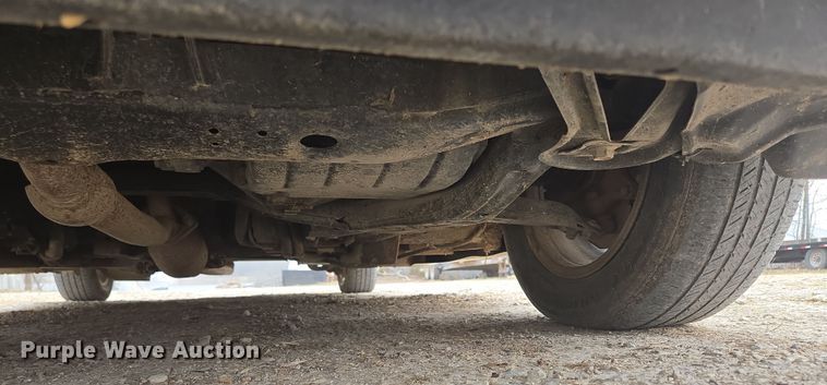 image for item EN3524 2004 Toyota Sienna LE handicap accessible van