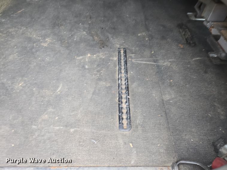 image for item EN3524 2004 Toyota Sienna LE handicap accessible van