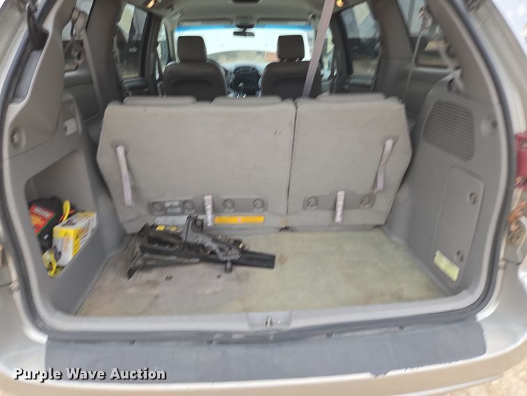 image for item EN3524 2004 Toyota Sienna LE handicap accessible van