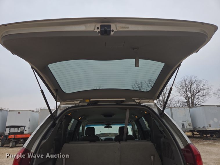 image for item EN3524 2004 Toyota Sienna LE handicap accessible van