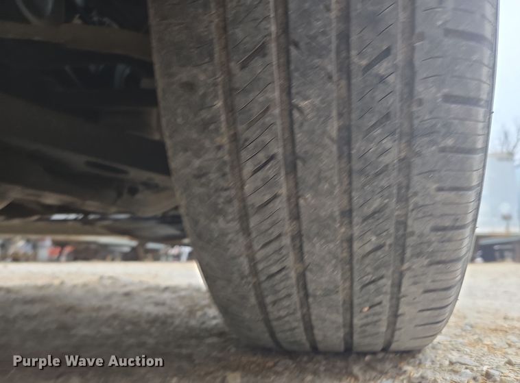 image for item EN3524 2004 Toyota Sienna LE handicap accessible van