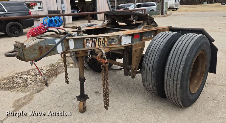 image for item EN8690 1989 Fruehauf EL FI trailer dolly