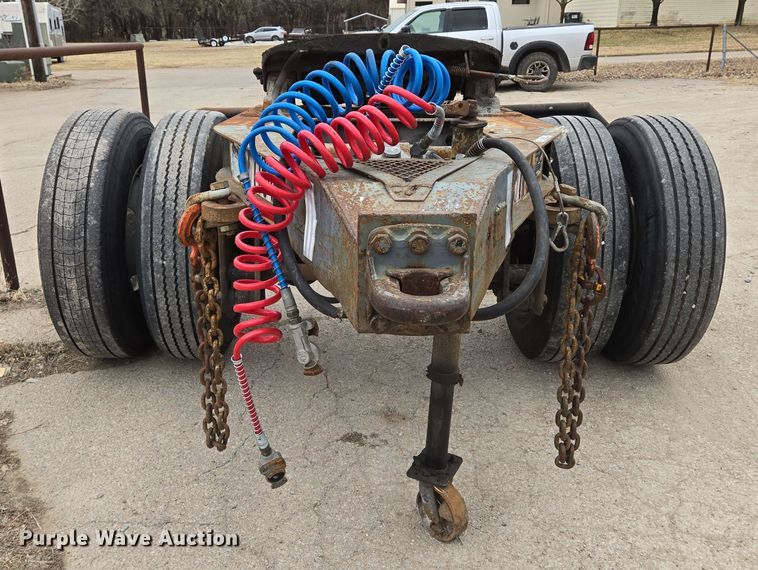 image for item EN8690 1989 Fruehauf EL FI trailer dolly