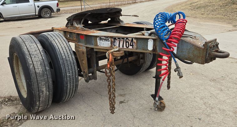 image for item EN8690 1989 Fruehauf EL FI trailer dolly